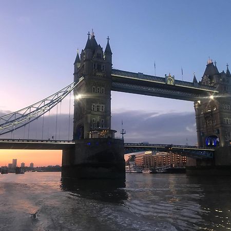 Riverside Cutty Sark 2Bd Retreat ลอนดอน ภายนอก รูปภาพ