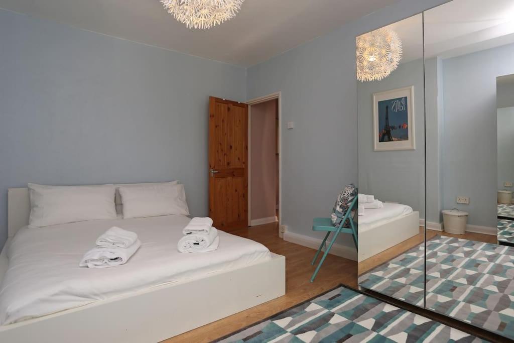Riverside Cutty Sark 2Bd Retreat ลอนดอน ภายนอก รูปภาพ